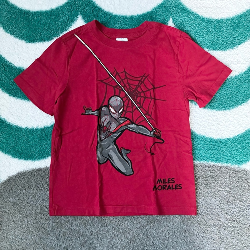 Hanna Andersson x Marvel Spiderman Tee (Red/Gray/Black) Size 6-7